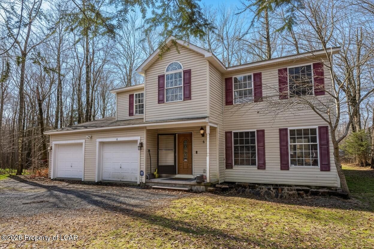 Property Photo: 207 George Drive PA 18610