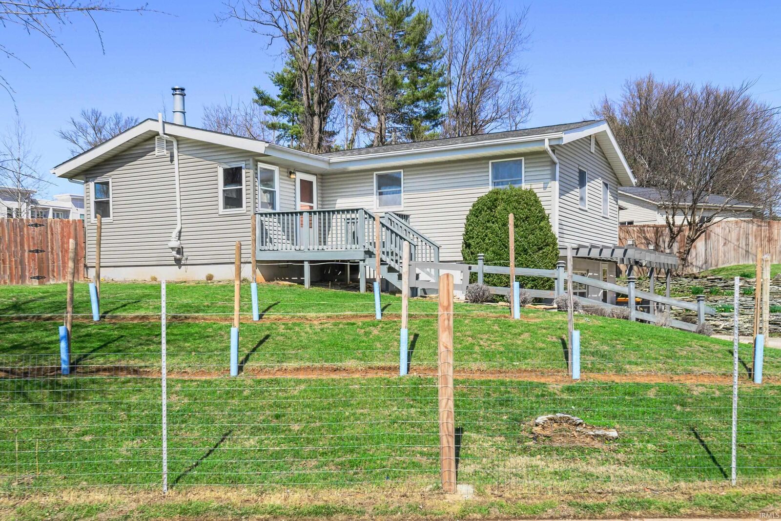Property Photo: 205 E Sunny Slopes Drive IN 47401