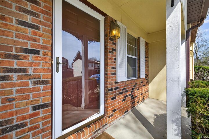 Property Photo: 2303 S Burberry Lane IN 47401