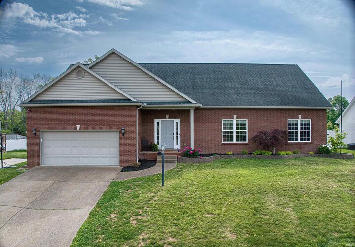 Property Photo:  1900 Hickory Hill Court  IN 47630 