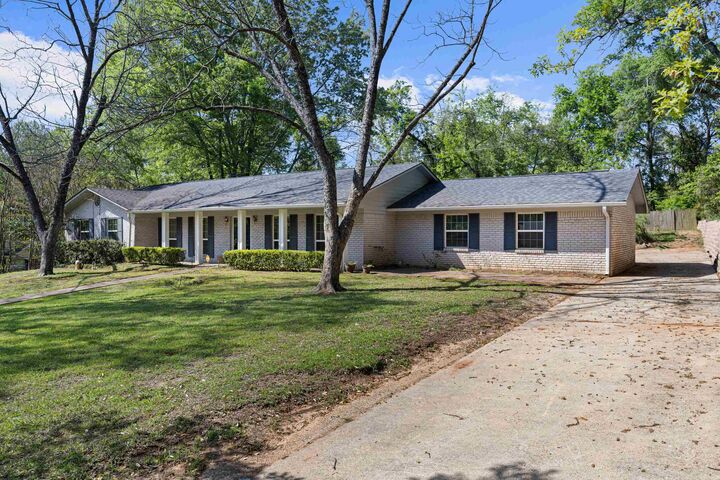 Property Photo:  7 Lindsey Lane  TX 75601 