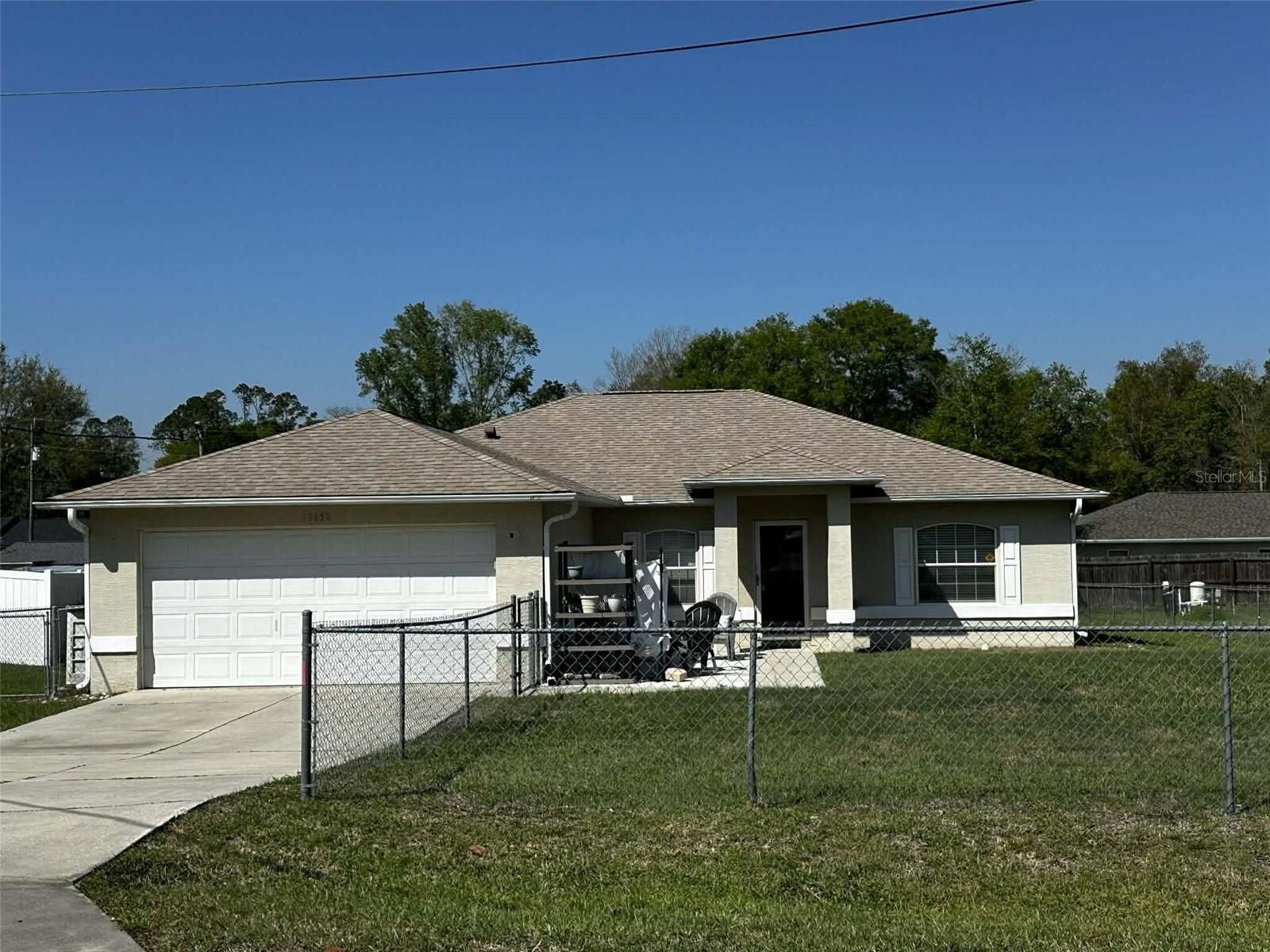 Property Photo: 13650 SE 51st Avenue FL 34491