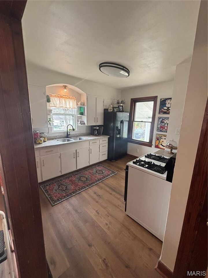 Property Photo:  720 E McKinley Street  IL 62220 