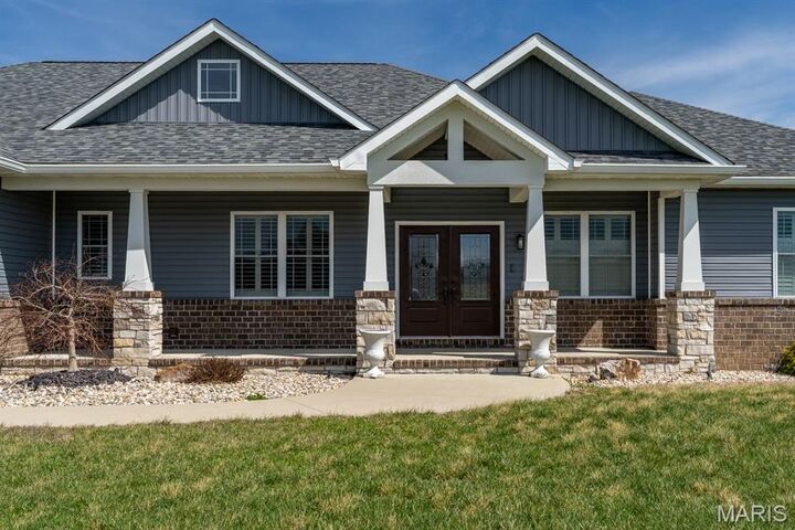 Property Photo: 6602 Golden Raintree IL 62025