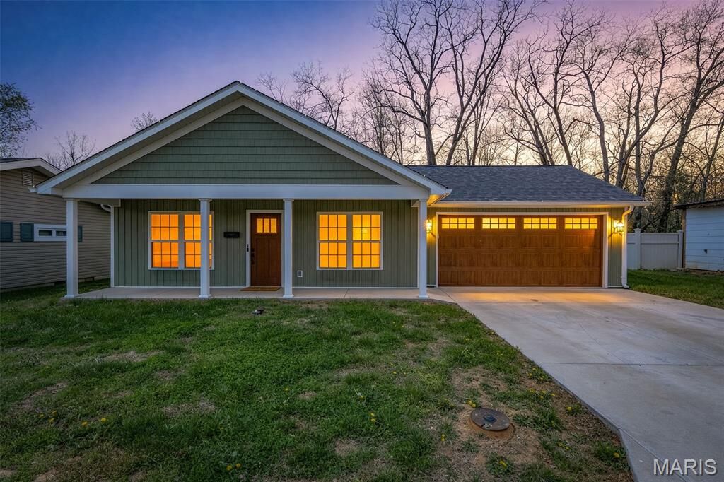 Property Photo:  131 N Alexander Street  MO 63640 
