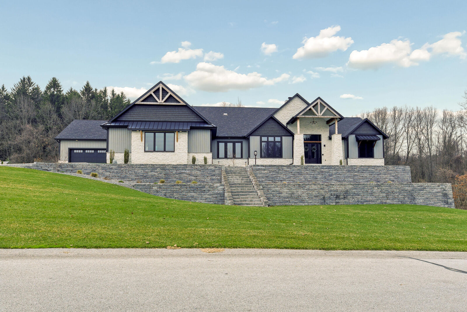 Property Photo: 32170 Bent Oak Trail MI 49120