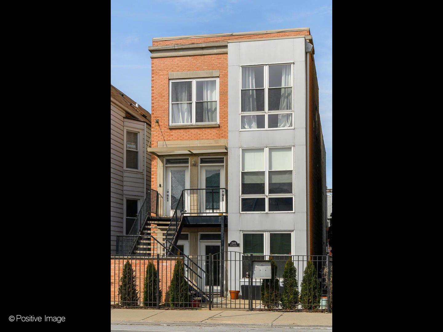 Property Photo:  3502 W Diversey Avenue 3  IL 60647 