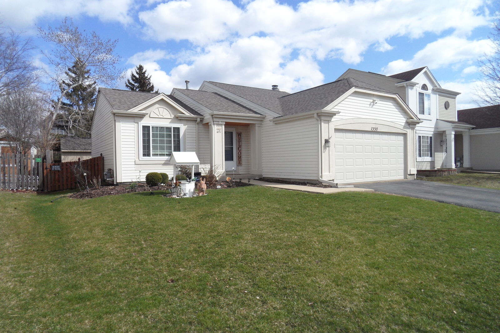 Property Photo:  1337 Eastwood Drive  IL 60506 