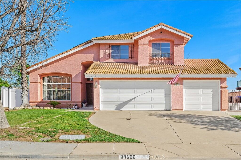 Property Photo:  39600 Glenwood Court  CA 92563 