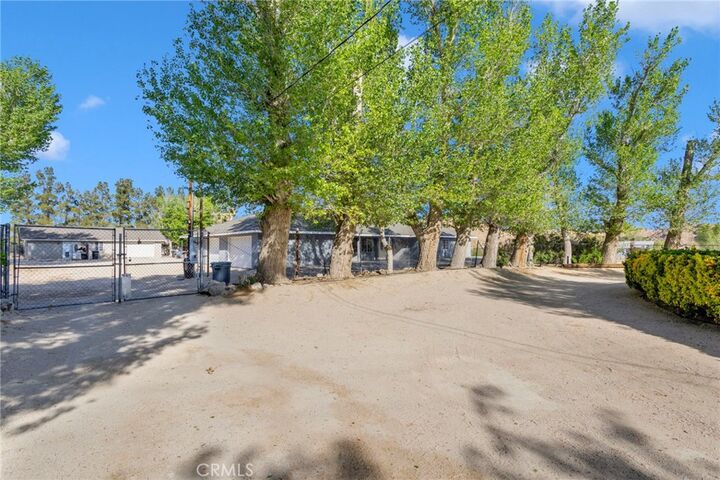 Property Photo: 10298 Custer Avenue CA 92356