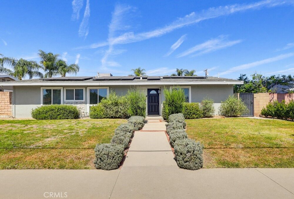 Property Photo: 20631 Parthenia CA 91306