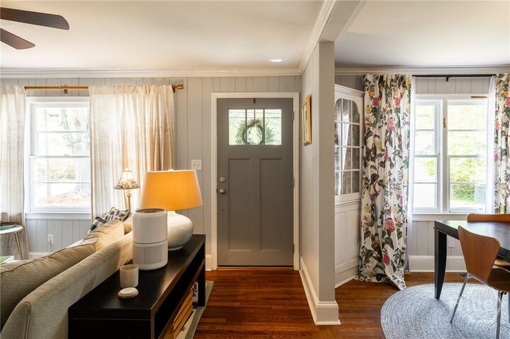 Property Photo:  406 Sunset Drive  GA 30606 