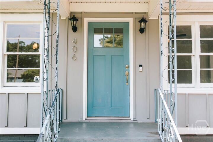 Property Photo:  406 Sunset Drive  GA 30606 
