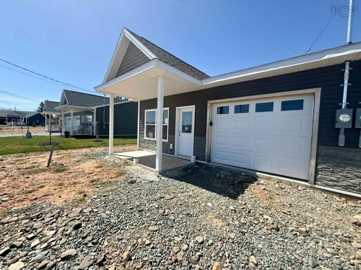 Property Photo:  19 Summer Hill Place  NS B6L 0G9 