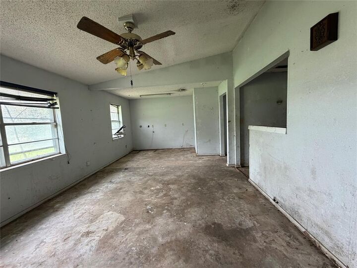 Property Photo: 1490 County Road 44550 TX 75462
