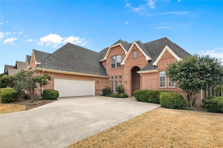 Property Photo:  6100 W Bainbridge Drive  AR 72758 