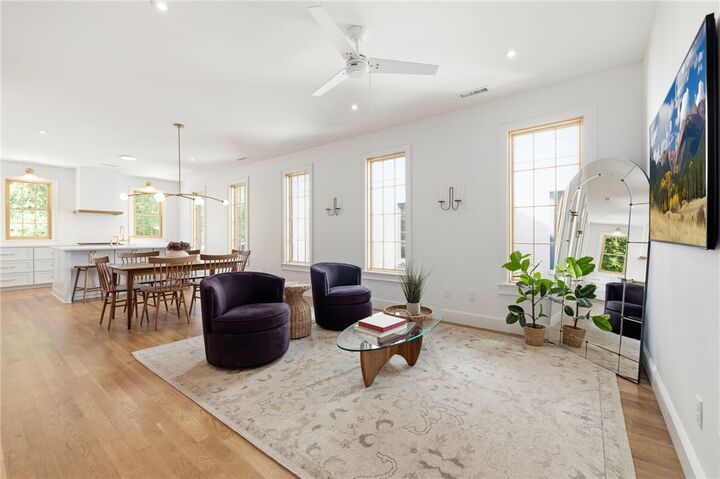 Property Photo:  351 SE 4th Street  AR 72712 