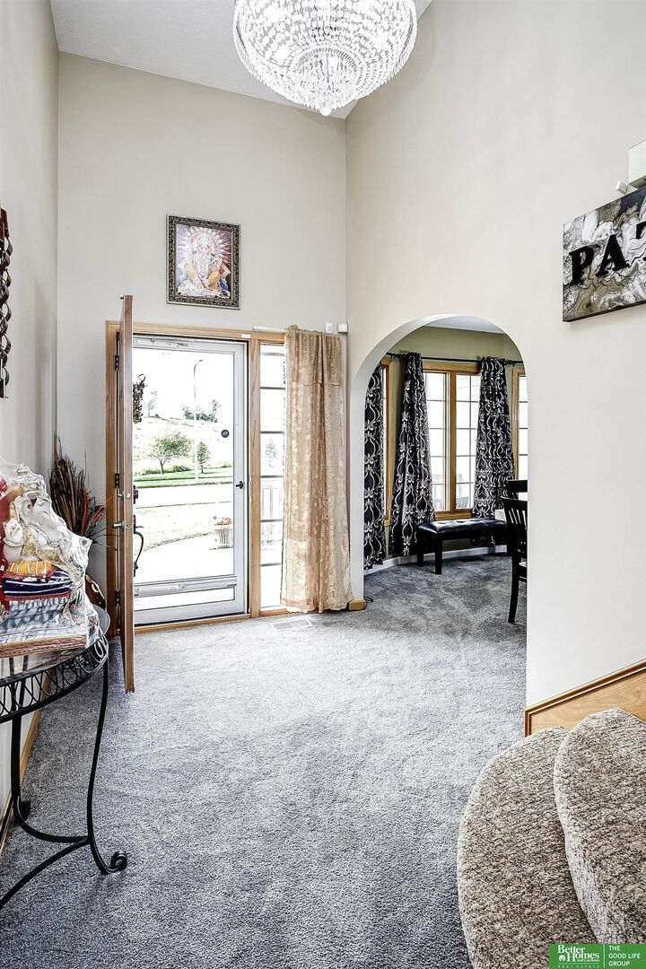 Property Photo:  2004 Longview Street  NE 68133 