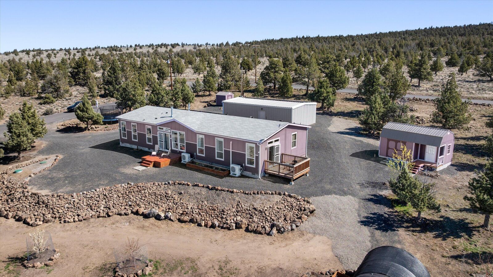 Property Photo:  5172 SE Oswego Road  OR 97754 