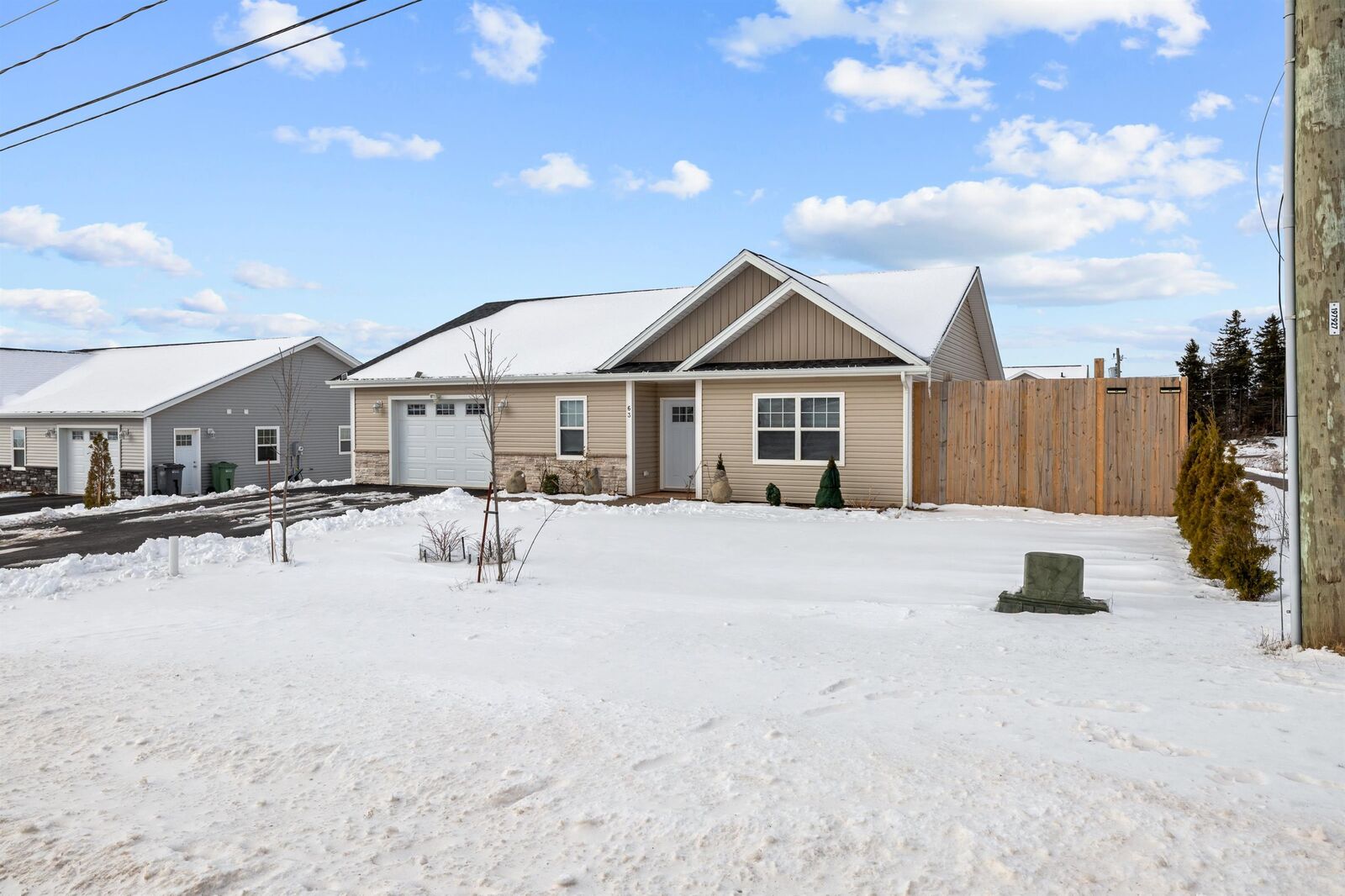 Property Photo: 63 Kindred Avenue PE C1C 0W2