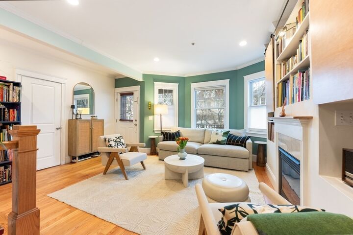 Property Photo:  326 Concord Avenue 1  MA 02138 