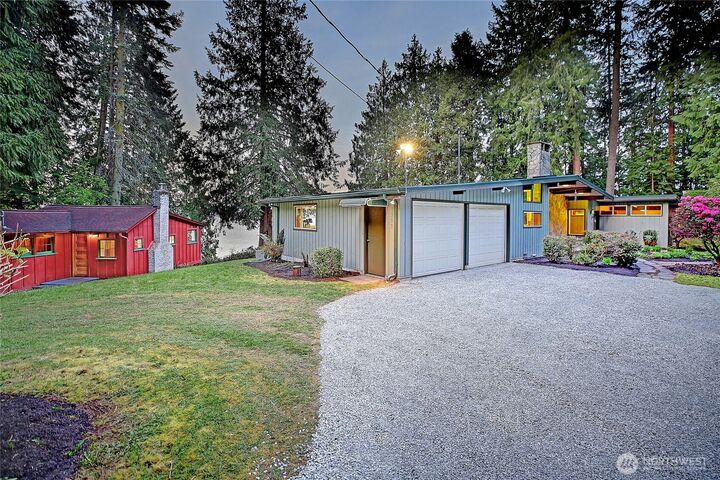 Property Photo:  1357  Steffen Place  WA 98282 