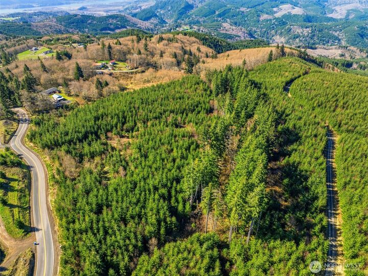 Property Photo:  1 Nka  China Garden Road  WA 98625 