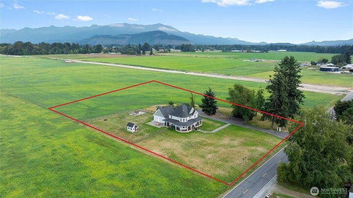 Property Photo:  9177  Collins Road  WA 98284 