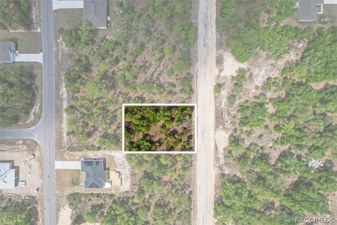 Property Photo:  1526 W Pendleton Street  FL 34434 