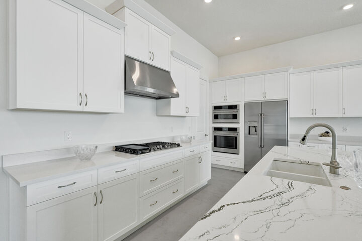 Property Photo: 5183 Rivo Alto Circle FL 33470