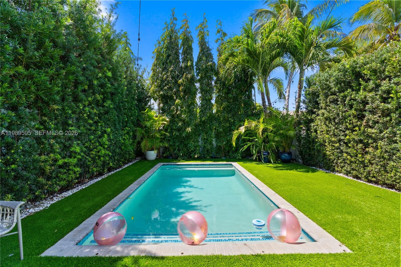 Property Photo:  2420 SW 16th Ct 2420  FL 33145 