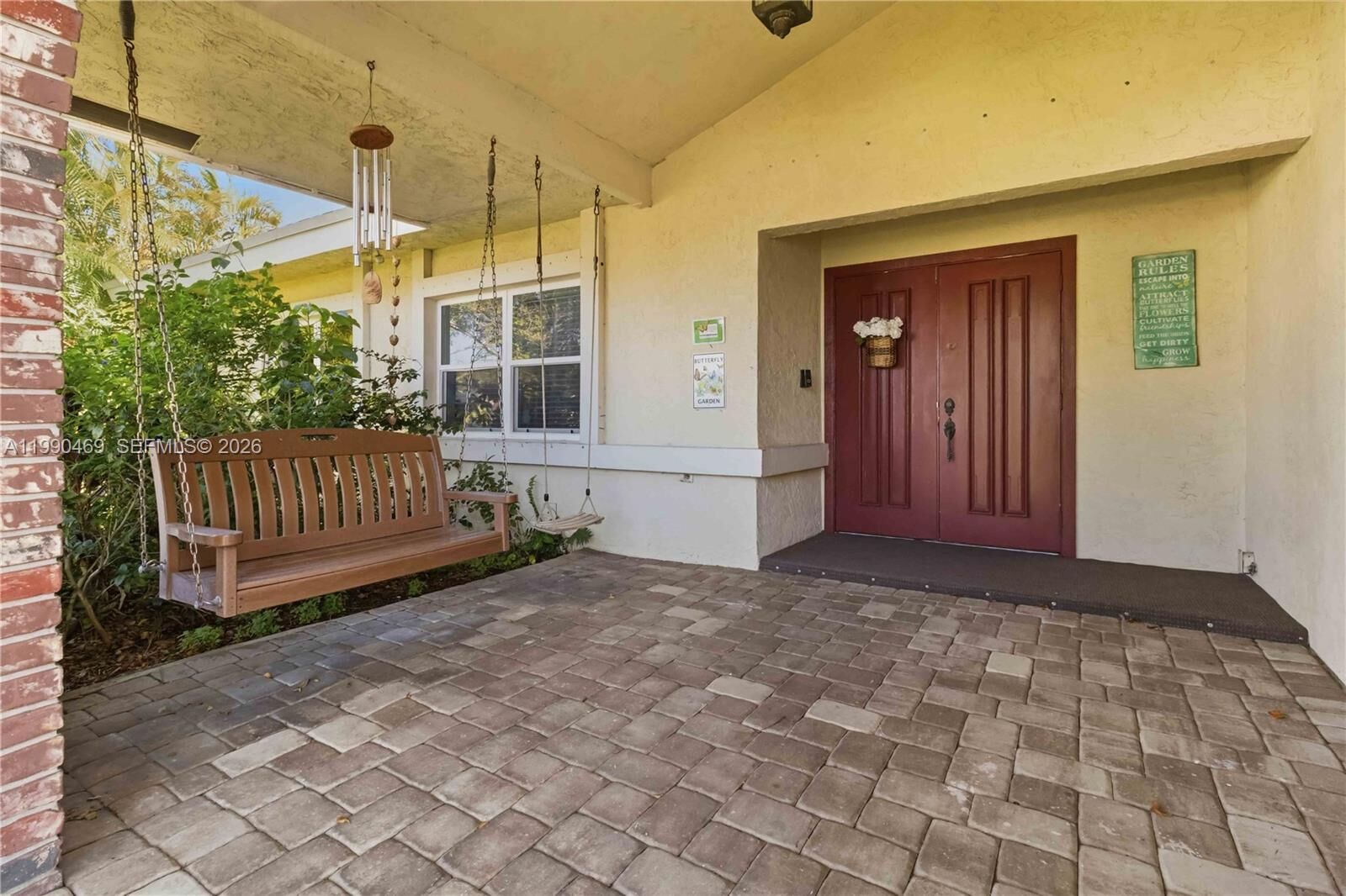 Property Photo:  9521 NW 31st Pl  FL 33351 