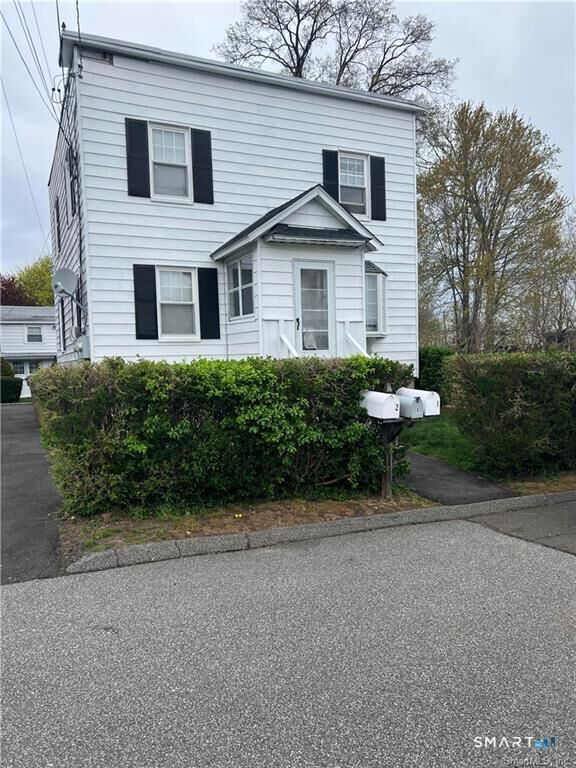Property Photo:  104 Palmer Avenue 2  CT 06902 