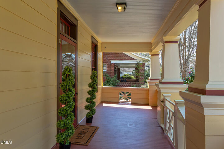 Property Photo:  811 Vickers Avenue  NC 27701 