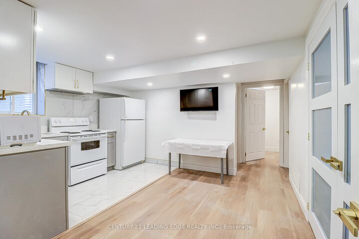 Property Photo:  376 Whitby Shores Greenway N/A  ON L1N 9R8 