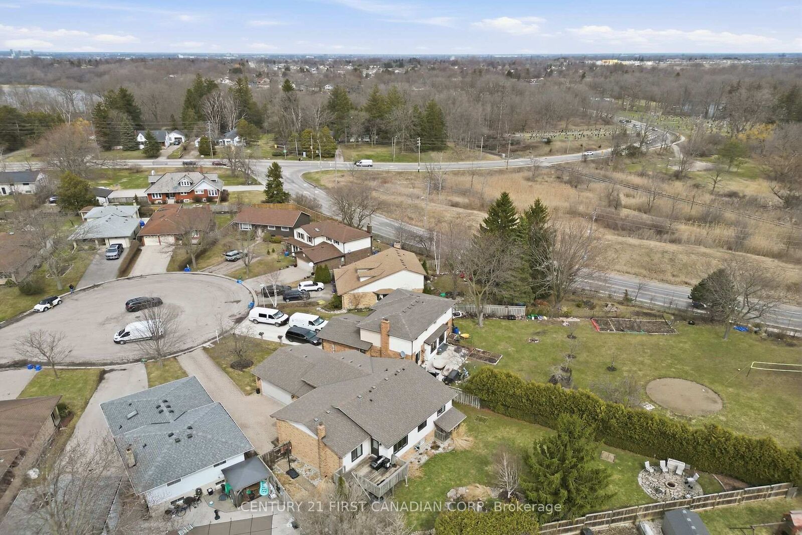 Property Photo:  87 Grieve Place  ON N6E 3C9 