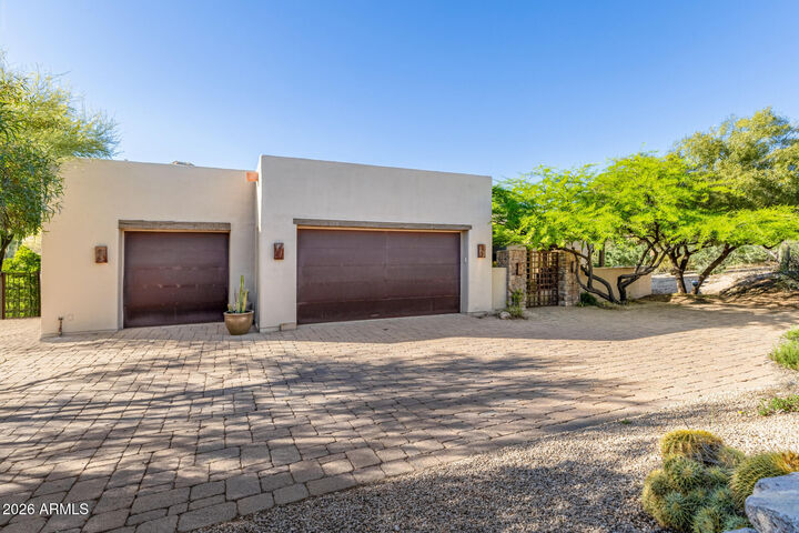 Property Photo:  2208 N Sagebrush Lane  AZ 85377 