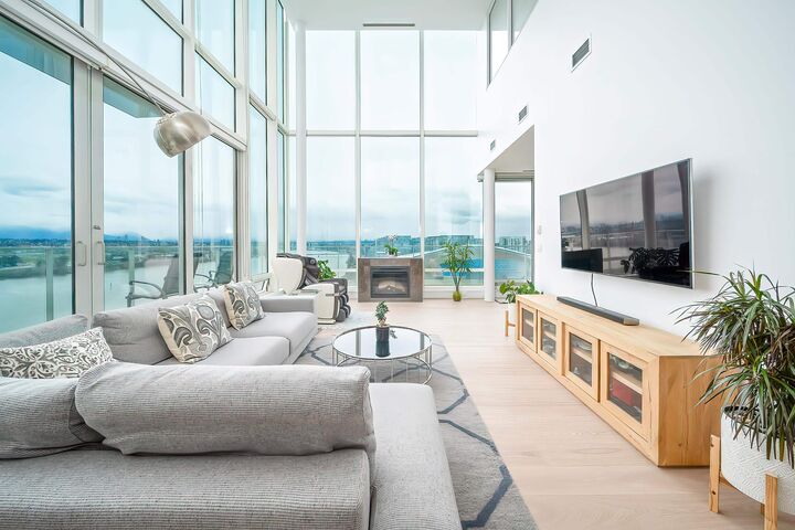 Property Photo: 5131 Brighouse Way 901 BC V7C 0A6