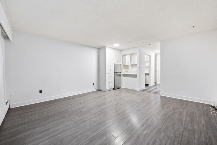 Property Photo:  11806 88 Avenue 223  BC V4C 3C5 