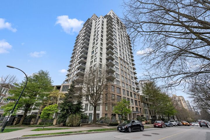 3660 Vanness Avenue 709 — photo 1