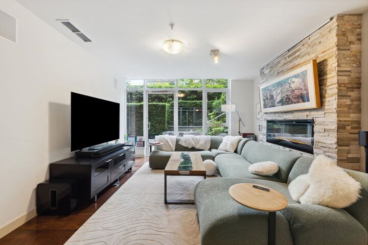 Property Photo: 1233 W Cordova Street Th12 BC V6C 3R1