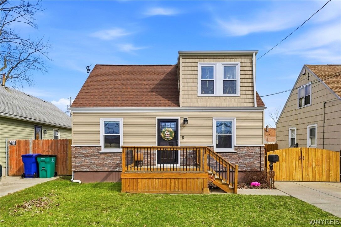 Property Photo:  14 Ladner Avenue  NY 14220 