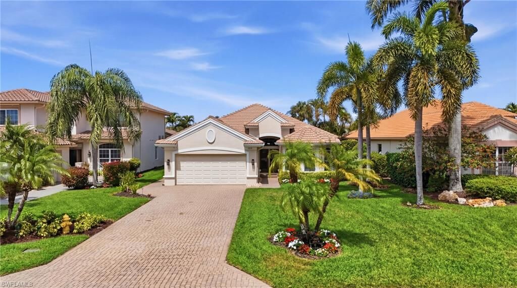 Property Photo:  6039 Fairway Ct  FL 34110 