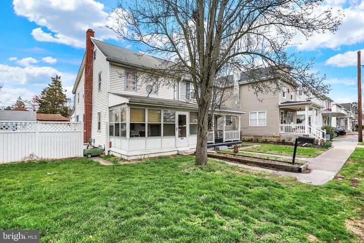 Property Photo: 468 Elizabeth Street PA 17034
