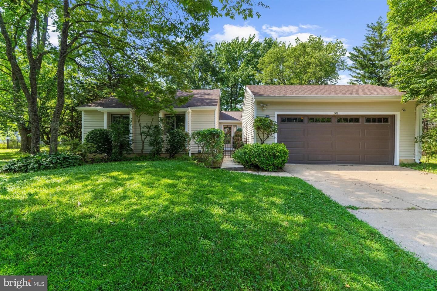 Property Photo:  201 Birch Run Road  MD 21620 