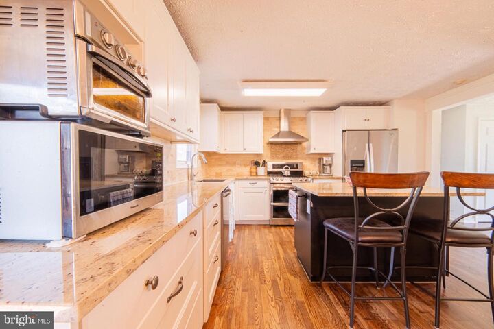 Property Photo:  1112 Mullica Hill Road  NJ 08062 