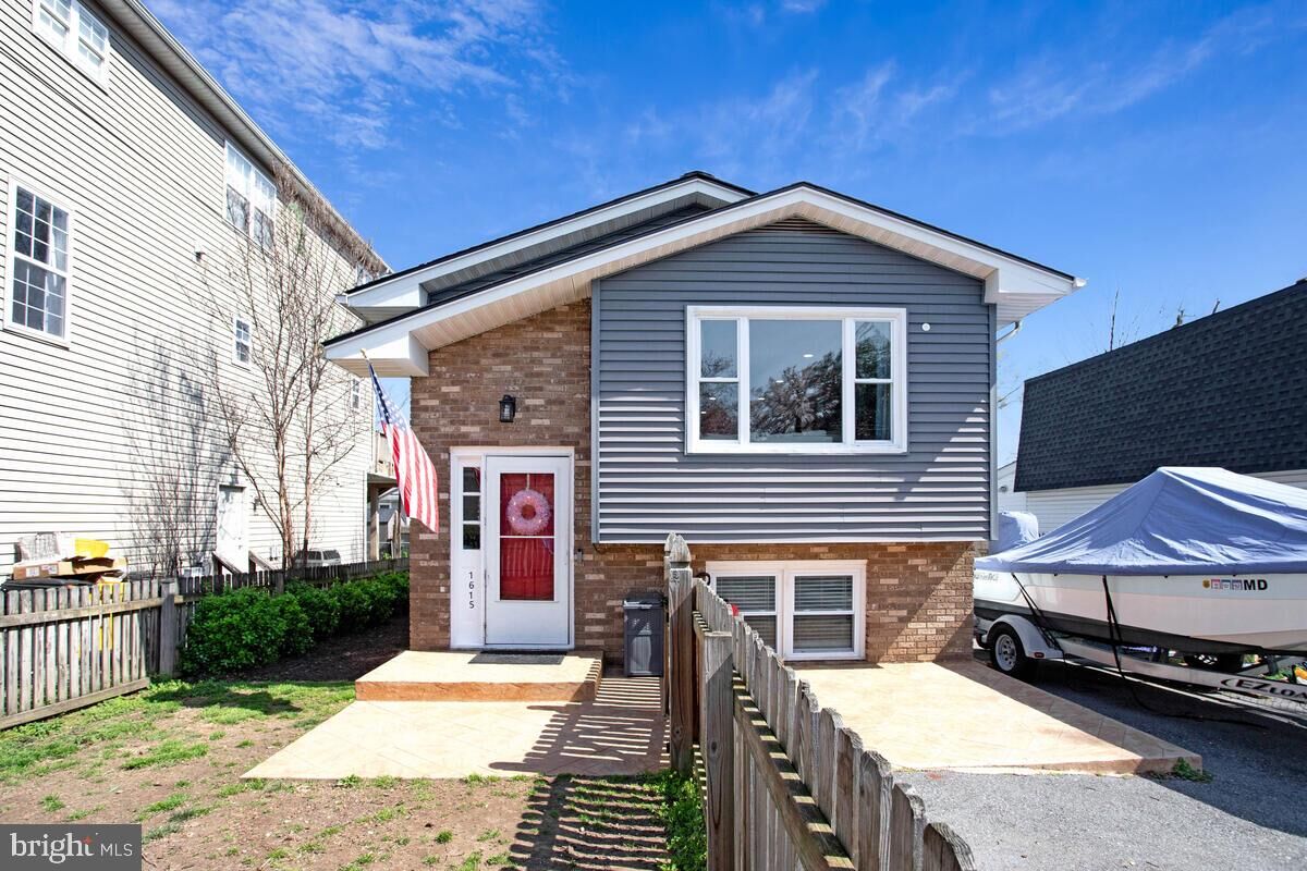 Property Photo:  1615 Ruxton Road  MD 21037 