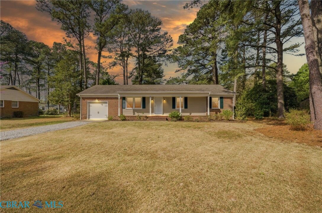 Property Photo:  2020 Sarahs Creek Woods Road  VA 23072 