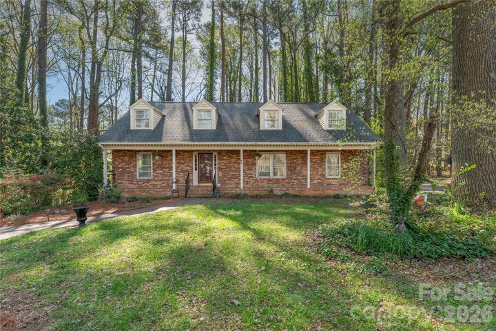 Property Photo: 604 Whittington Place NC 28677