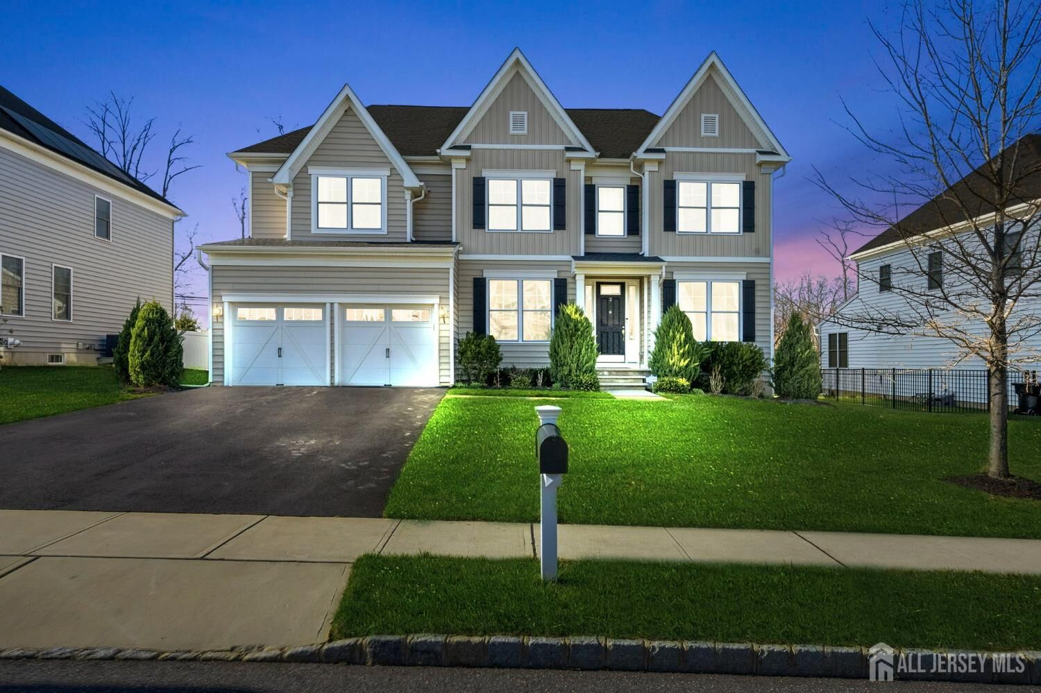 Property Photo:  3 Cairnes Lane  NJ 08816 